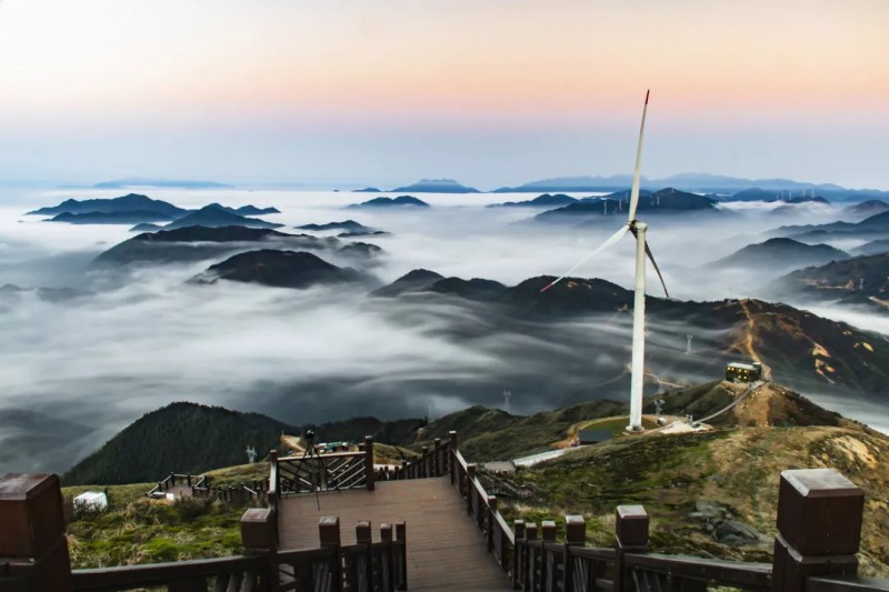 風電仙境、湖南省永州市藍山職業中專、曾東林